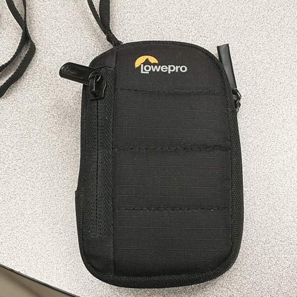 PowerShot ELPH 190 IS Camera - Picture 5 of 6